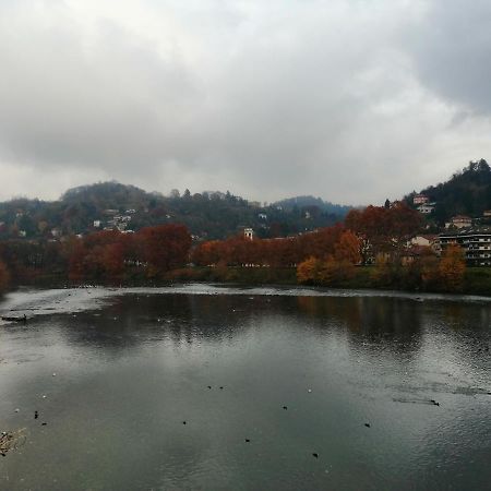 Appartamento Lungo Fiume Turin Bagian luar foto