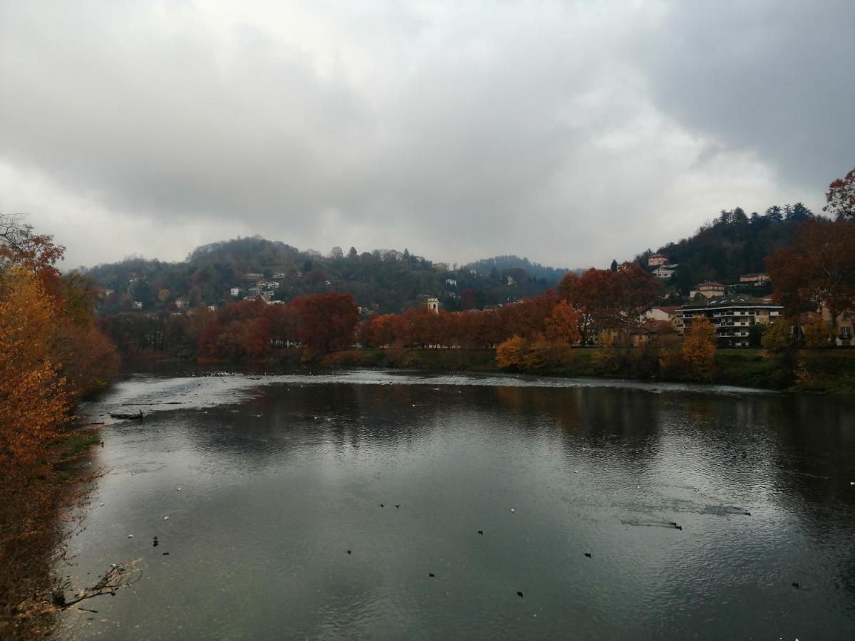 Appartamento Lungo Fiume Turin Bagian luar foto