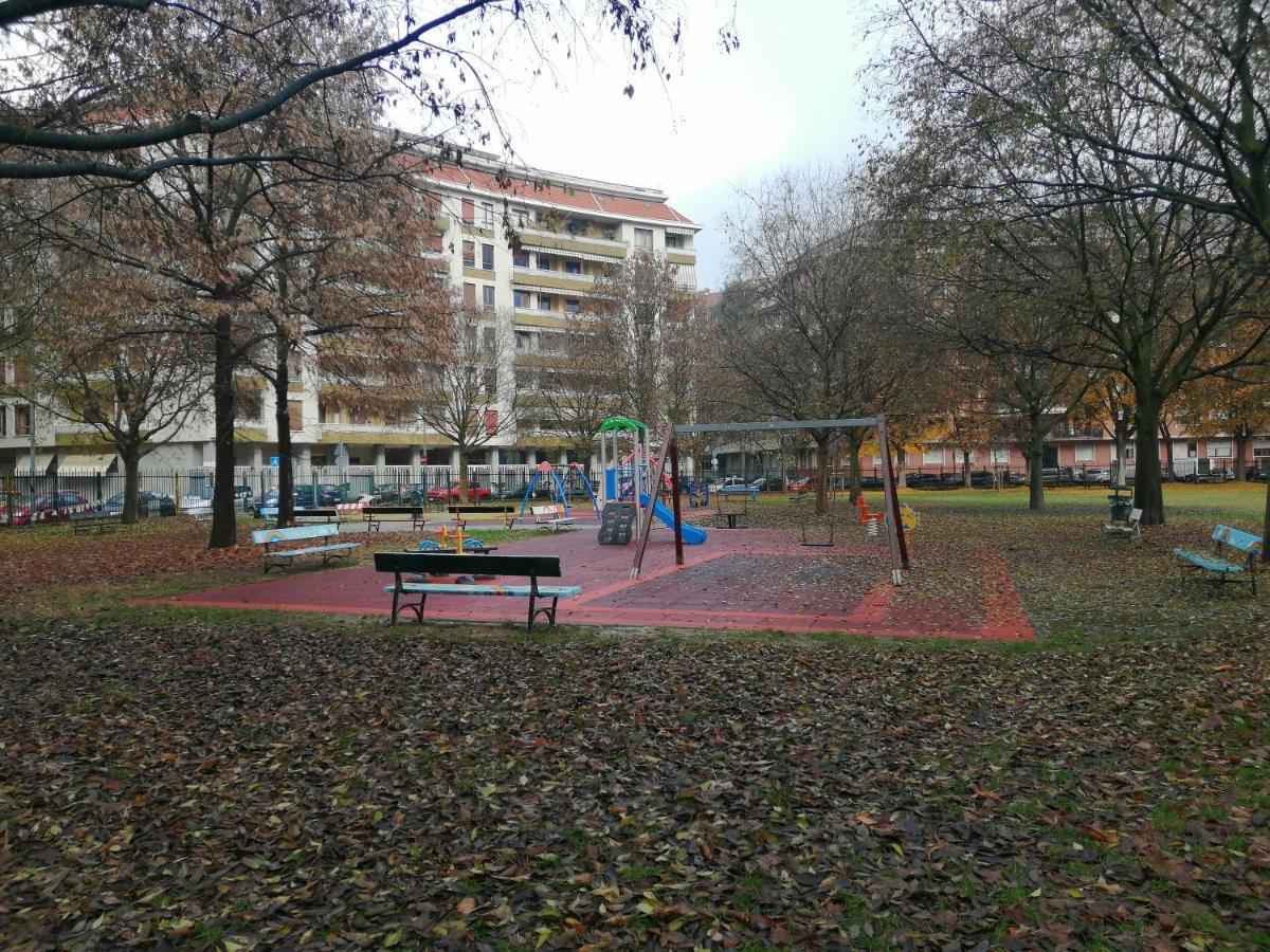 Appartamento Lungo Fiume Turin Bagian luar foto