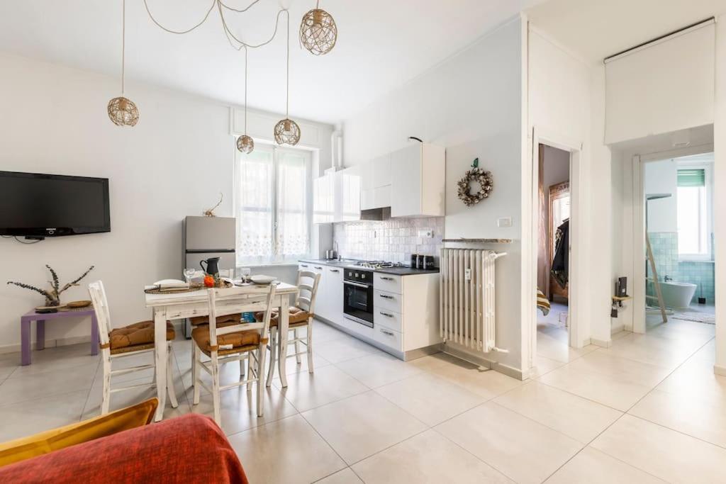 Appartamento Lungo Fiume Turin Bagian luar foto